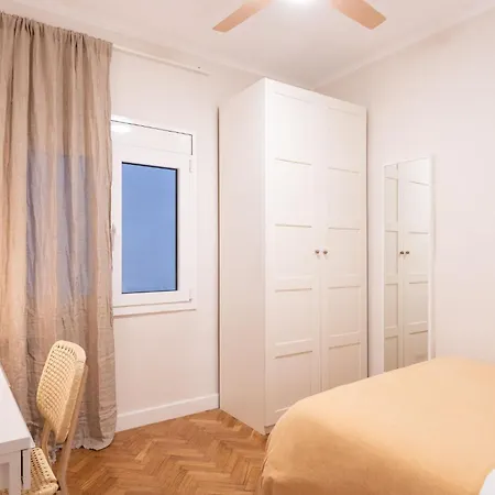 Apartment Warmth And Comfort In The Sought-after Eixample