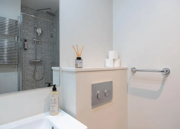 Warmth And Comfort In The Sought-after Eixample Appartement Barcelona